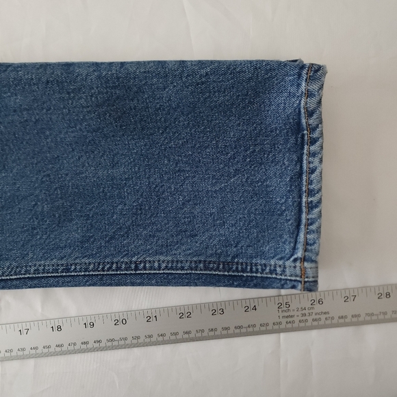 Agolde Riley High Rise Straight Crop in Transfer - Picture 10 of 10